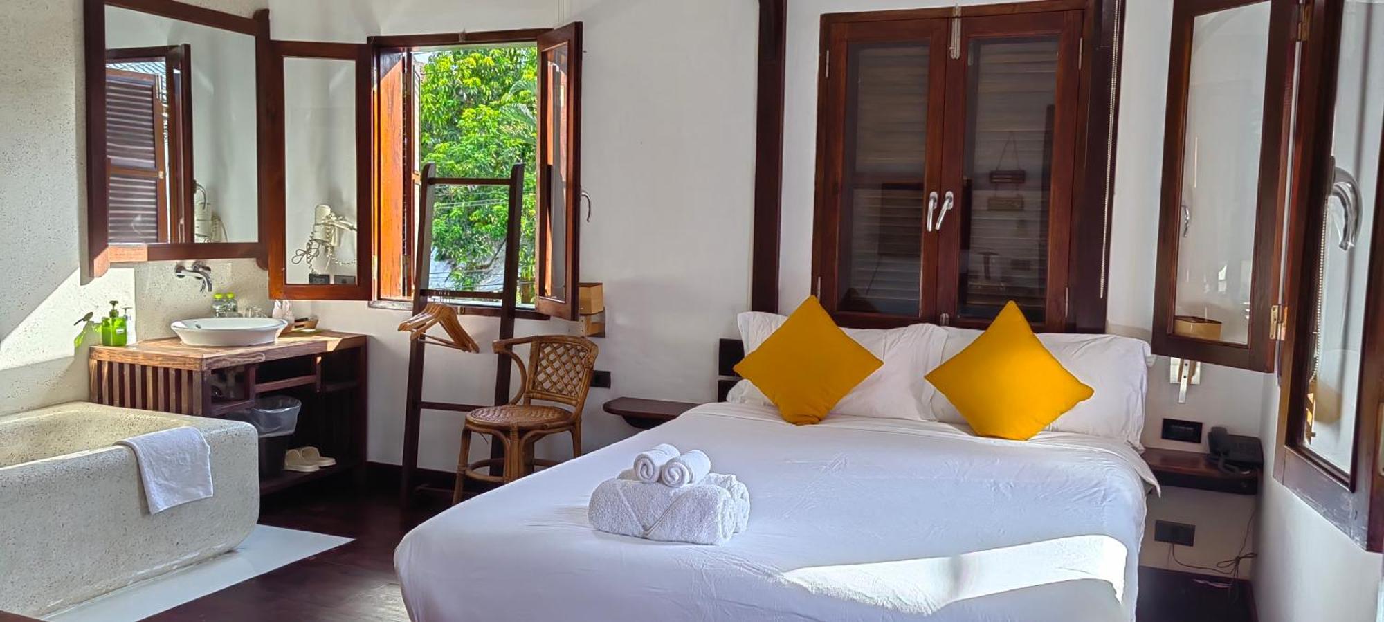 Ancient Luangprabang Hotel Esterno foto